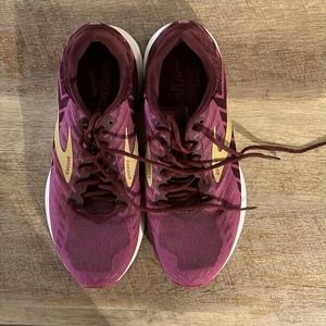 Brooks energize neutral shoes
